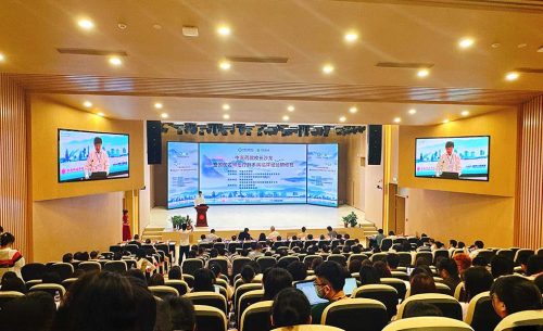 珠海科技學(xué)院報(bào)告廳系統(tǒng)解決方案